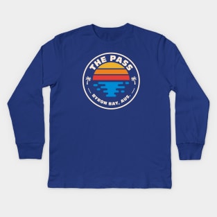 Retro The Pass Byron Bay Australia Vintage Beach Surf Emblem Kids Long Sleeve T-Shirt